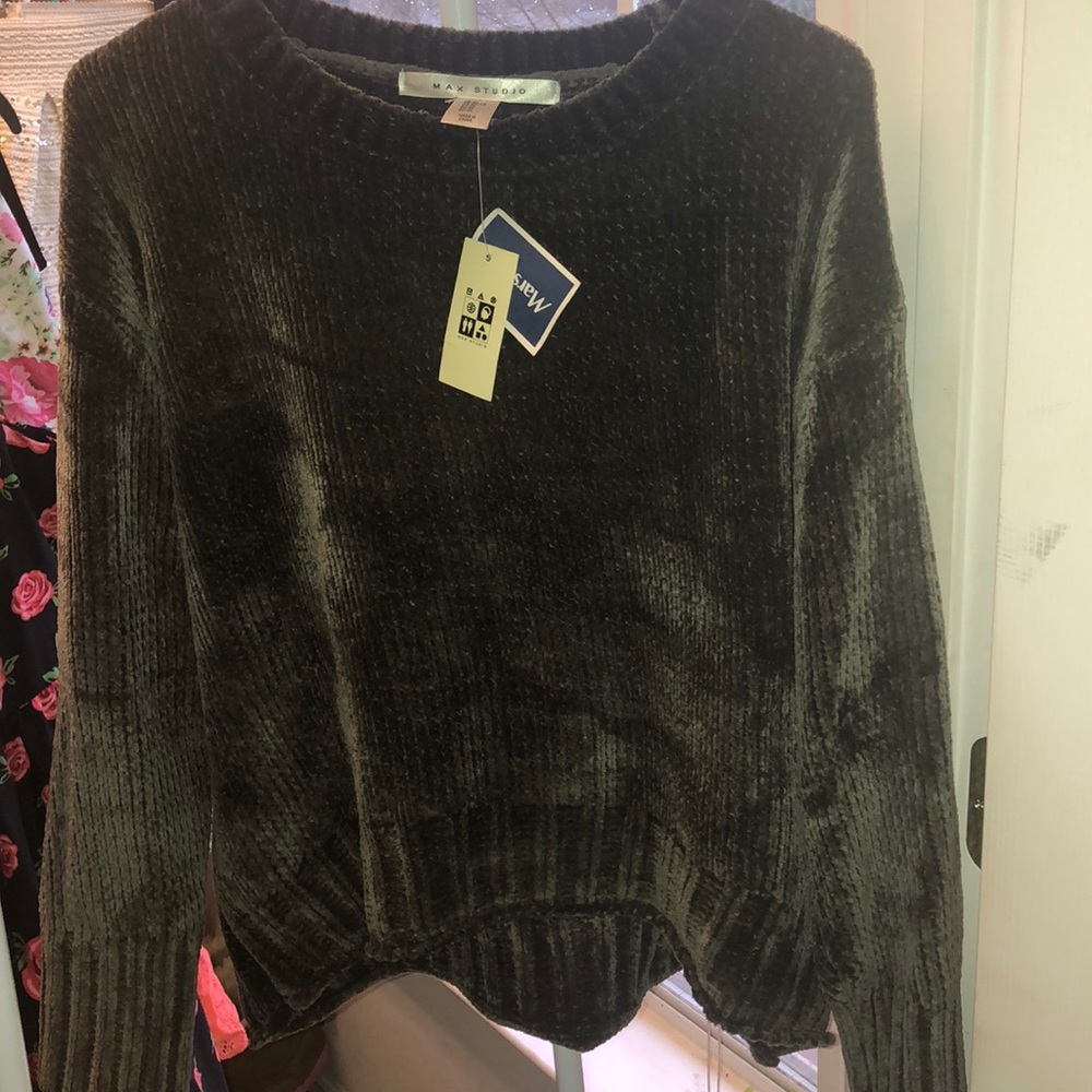 Long sleeve sweater
